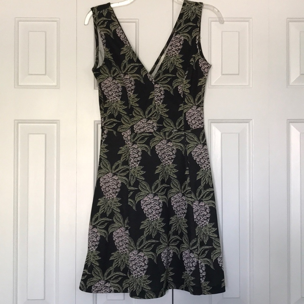 Printed sleeveless dress